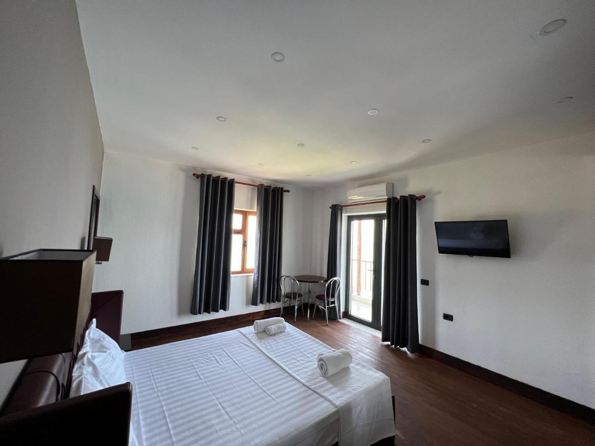 Hotel Victoria Memlishte