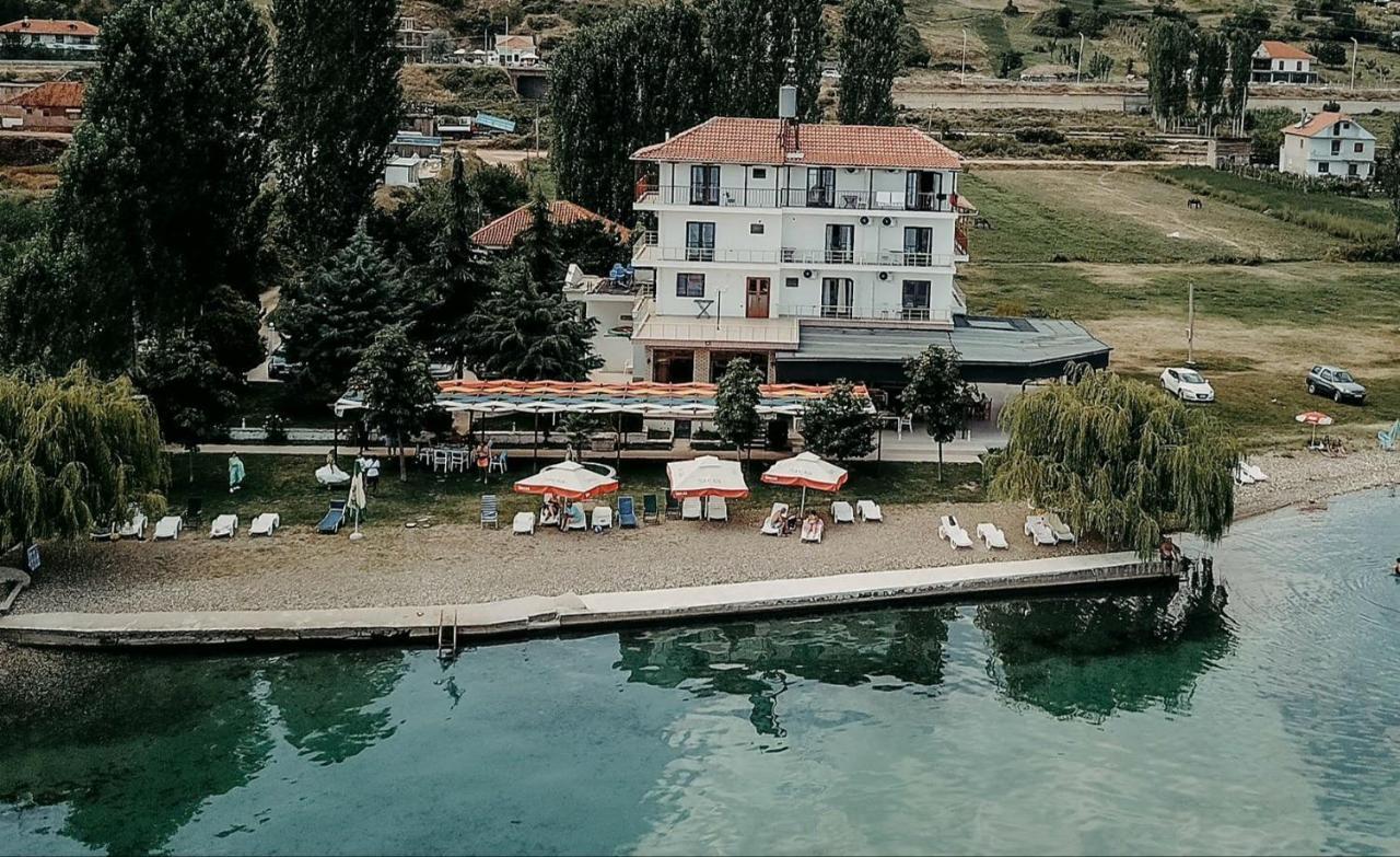 Victoria Hotel 4*